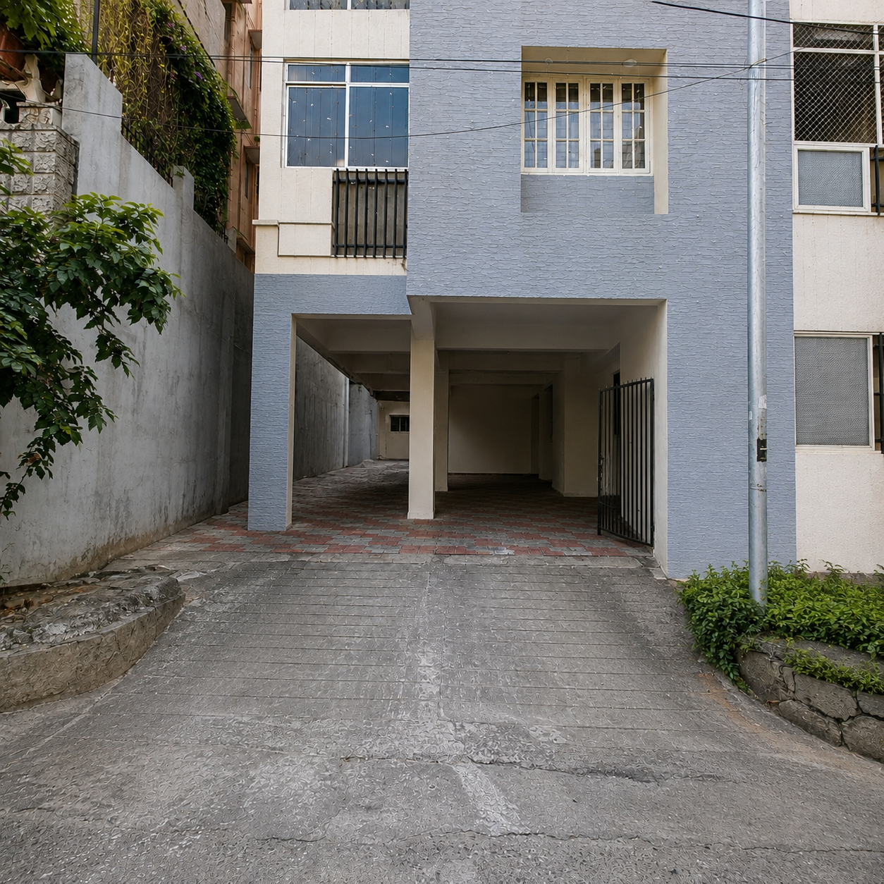 Housewarming venue entrance before decoration