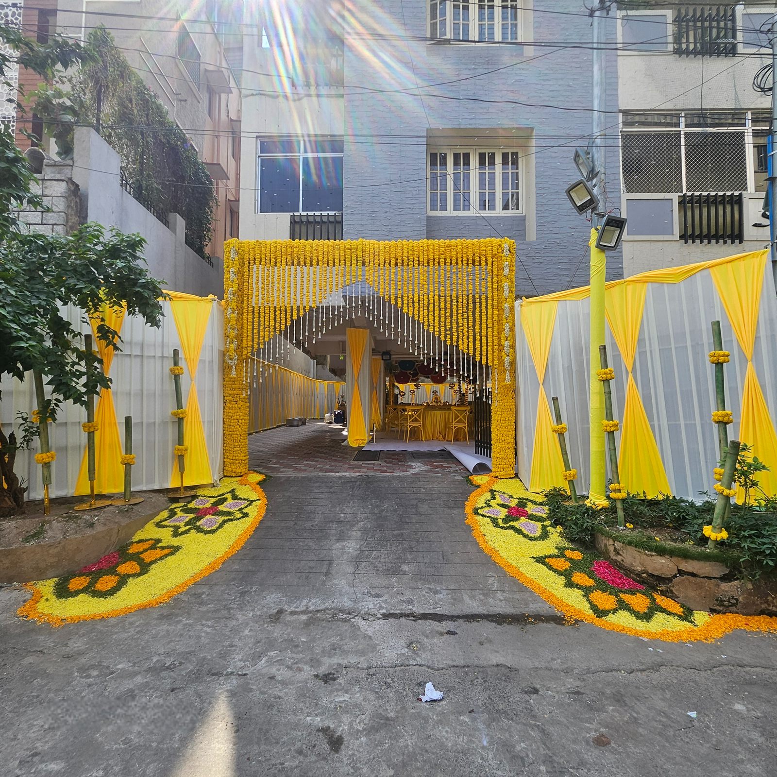Housewarming floral entrance